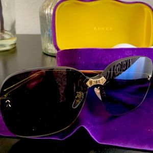 Gucci Sunglasses - Authentic